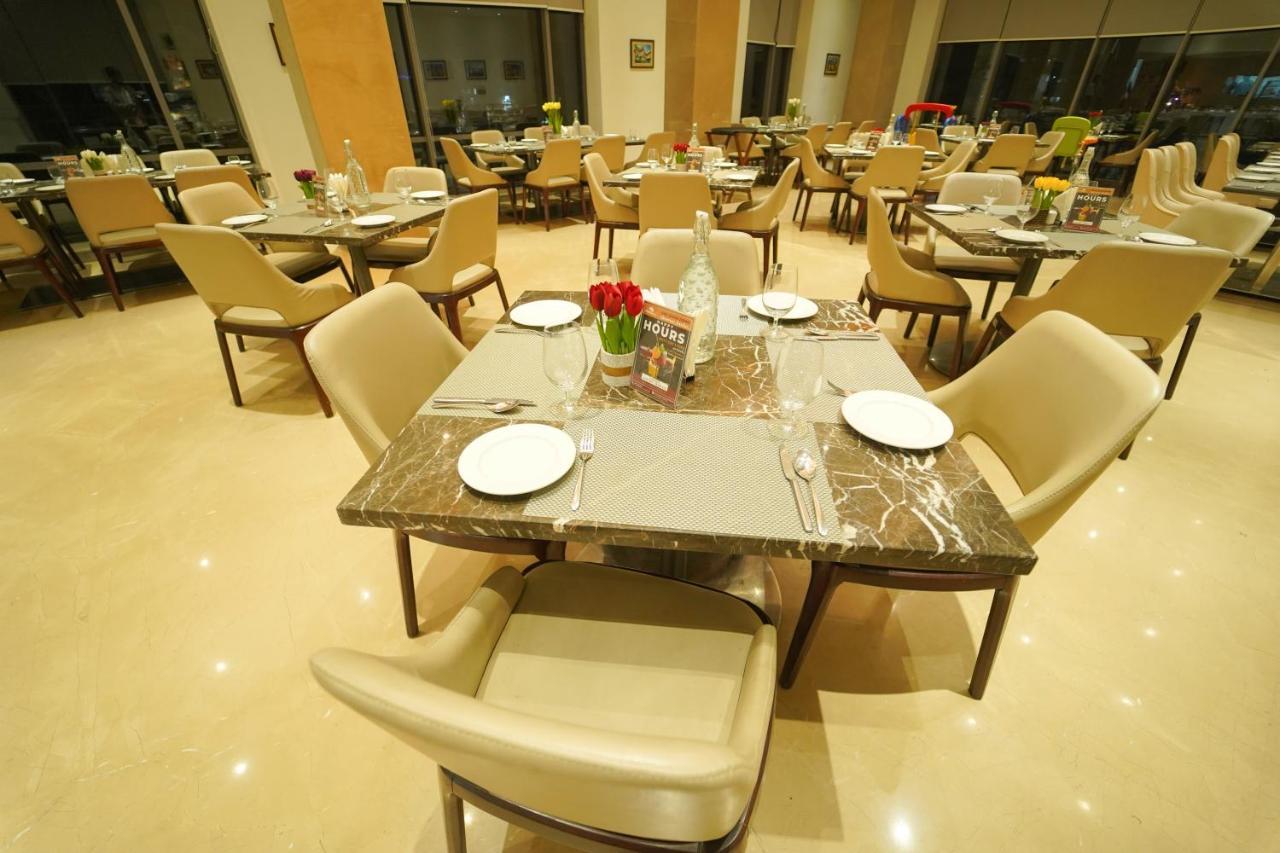 Pride Hotel Udaipur Exterior photo