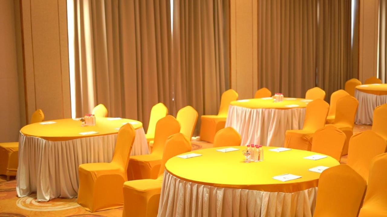 Pride Hotel Udaipur Exterior photo